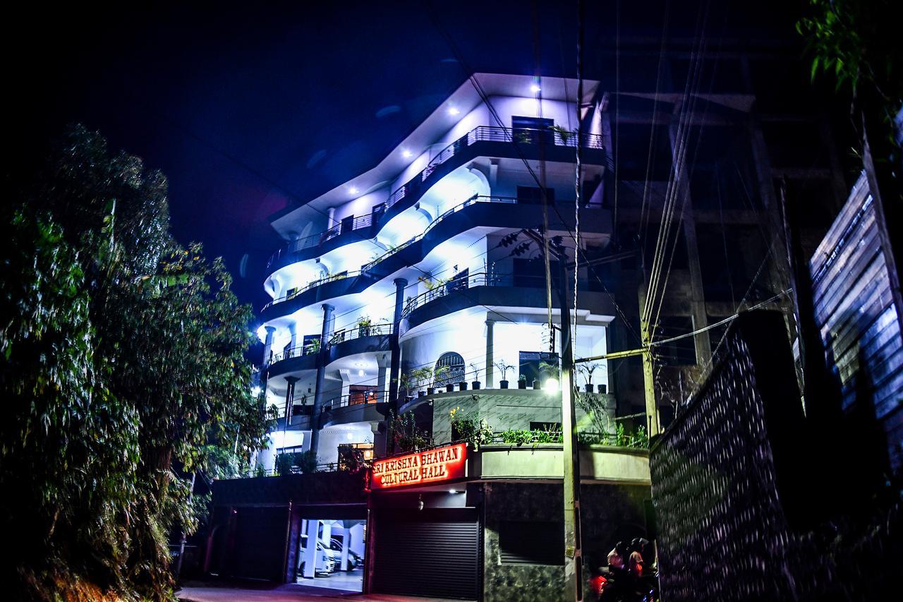 Sri Krishna Bhavan Hotel ฮัตตอน ภายนอก รูปภาพ